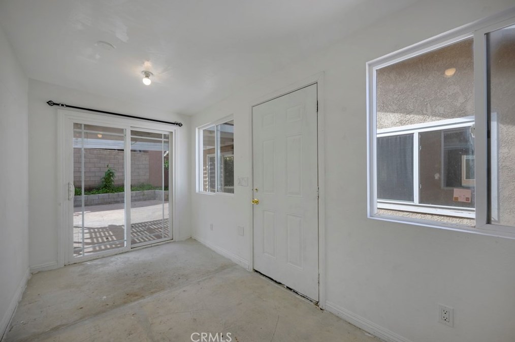 4616 Golden Ridge Dr, Corona CA  92880-9412 exterior