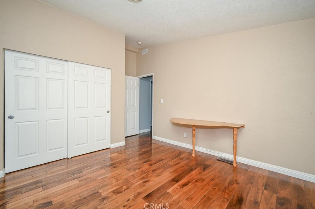 16444 Bolsa Chica St, Huntington Beach CA  92649-2601 exterior