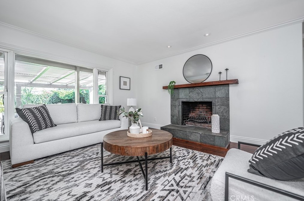 18031 Welby Way, Los Angeles CA  91335-5642 exterior