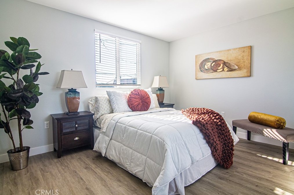 2014 Piru St, Compton CA  90222-3525 exterior