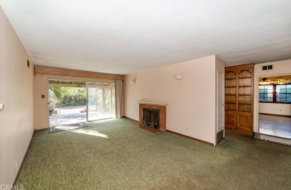 13633 Biola Ave, La Mirada CA  90638-3045 exterior