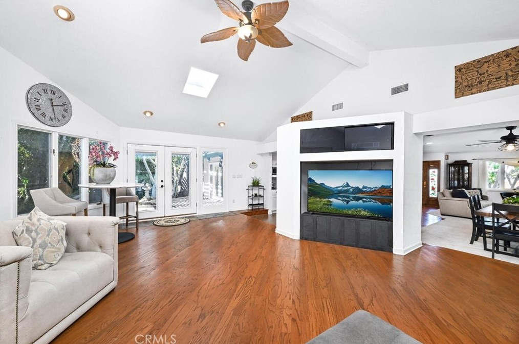 19141 Newland St, Huntington Beach, CA 92646