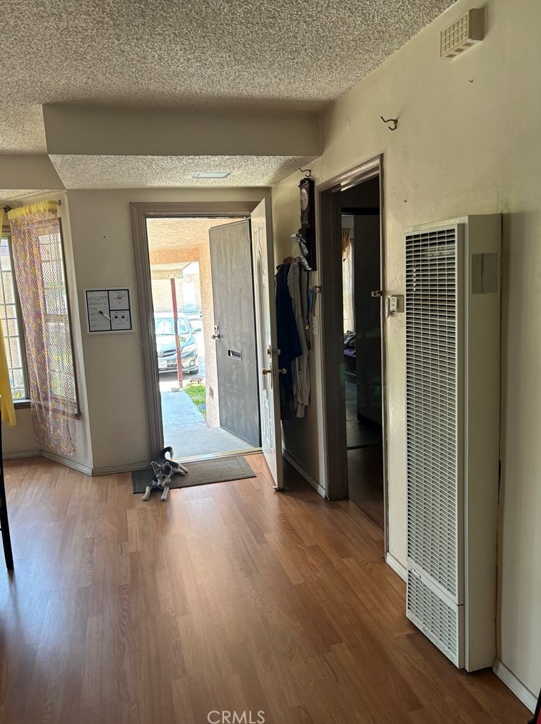 1553 102nd St, Los Angeles CA  90003-4705 exterior