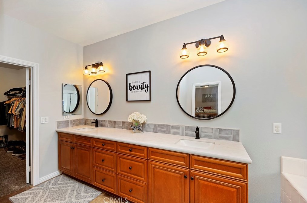 2359 Mary Clare St, Corona CA  92882-6973 exterior