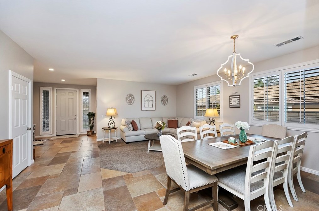 2359 Mary Clare St, Corona CA  92882-6973 exterior