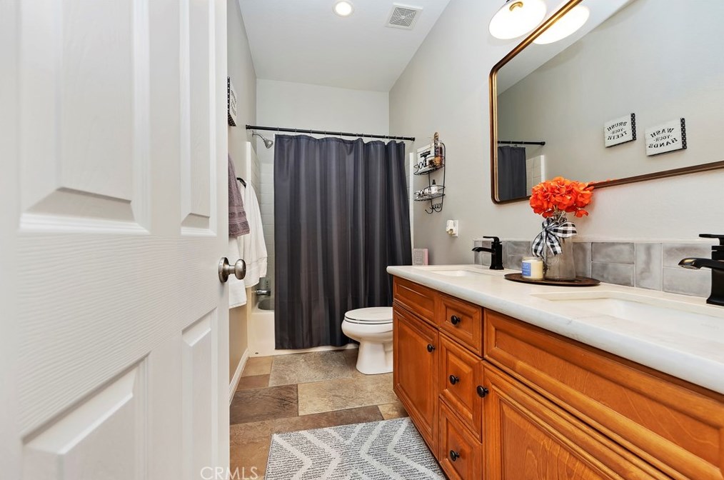 2359 Mary Clare St, Corona CA  92882-6973 exterior