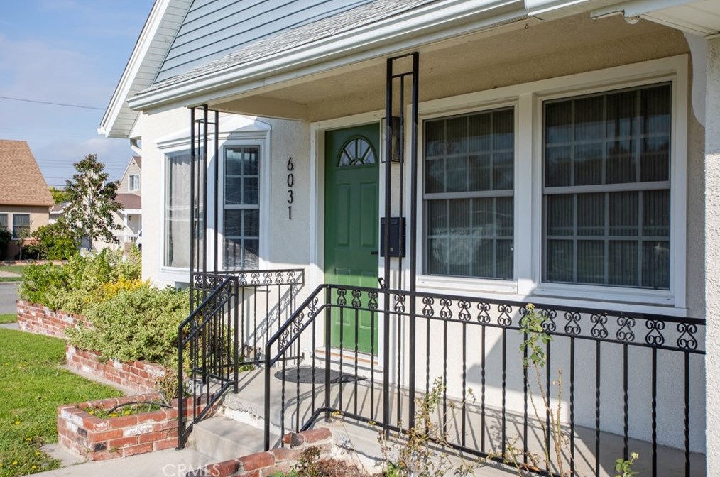 6031 Modoc Rd, Westminster CA  92683-2048 exterior