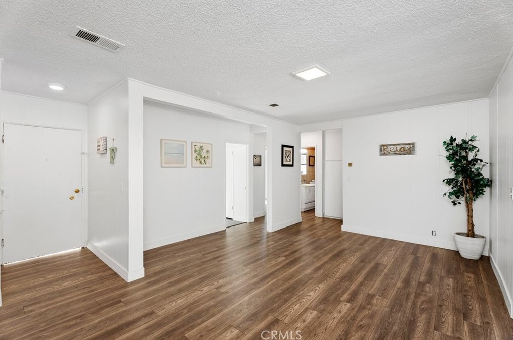 6391 Sunside Ave, Westminster CA  92683-3611 exterior