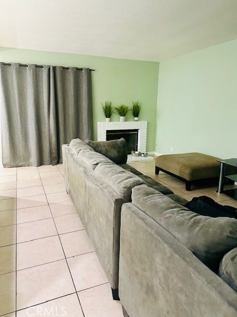 25140 Graylag Cir, Moreno Valley CA  92551-2591 exterior