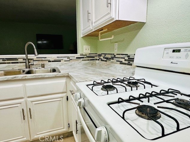 25140 Graylag Cir, Moreno Valley CA  92551-2591 exterior