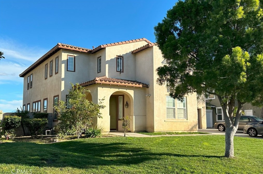 8268 Yarrow Ln, Riverside CA  92508-3537 exterior