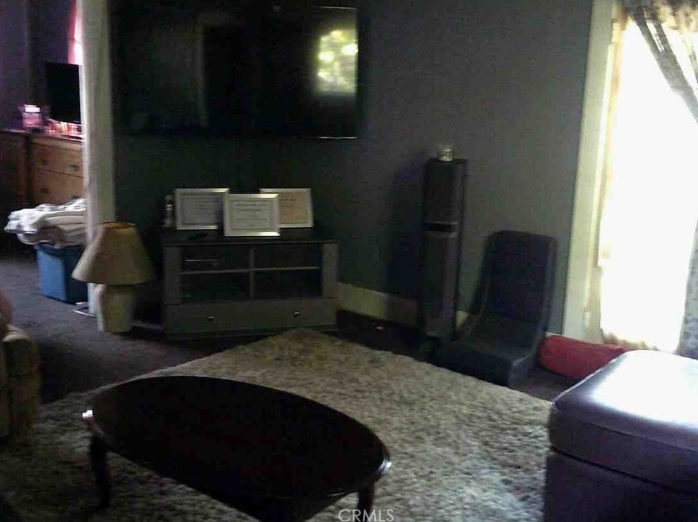 108 Dillon St, Los Angeles CA  90026-4618 exterior