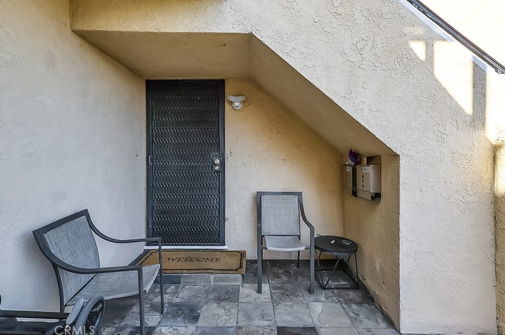 10429 Haas Ave, Los Angeles CA  90047-4333 exterior