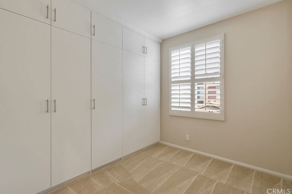 1 Del Sonterra, Irvine CA  92606-8861 exterior