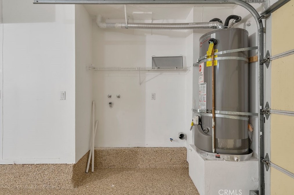 1 Del Sonterra, Irvine CA  92606-8861 exterior