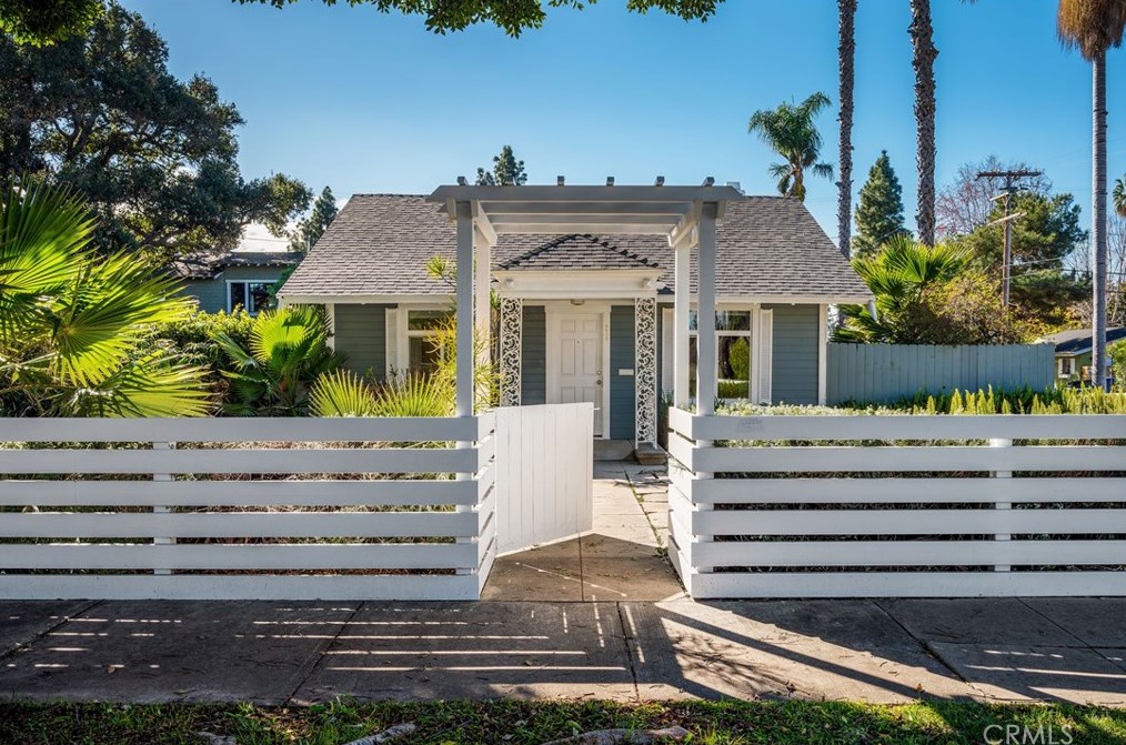 4205 Madison Ave, Los Angeles CA  90232-3223 exterior