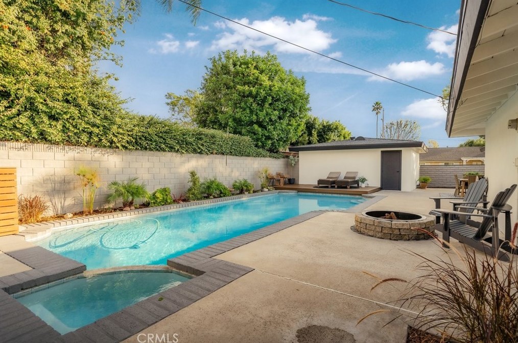 13692 Rosalind Dr, Tustin CA  92780-1925 exterior