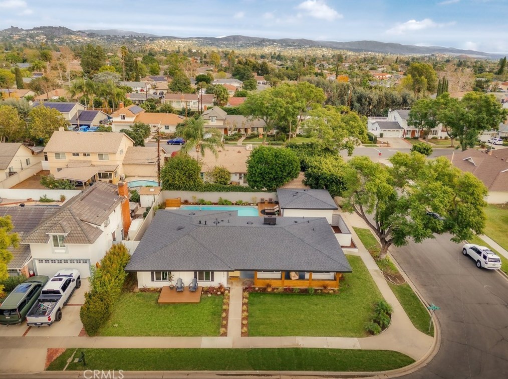 13692 Rosalind Dr, Tustin CA  92780-1925 exterior