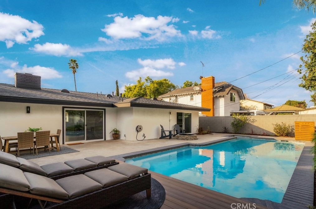 13692 Rosalind Dr, Tustin CA  92780-1925 exterior