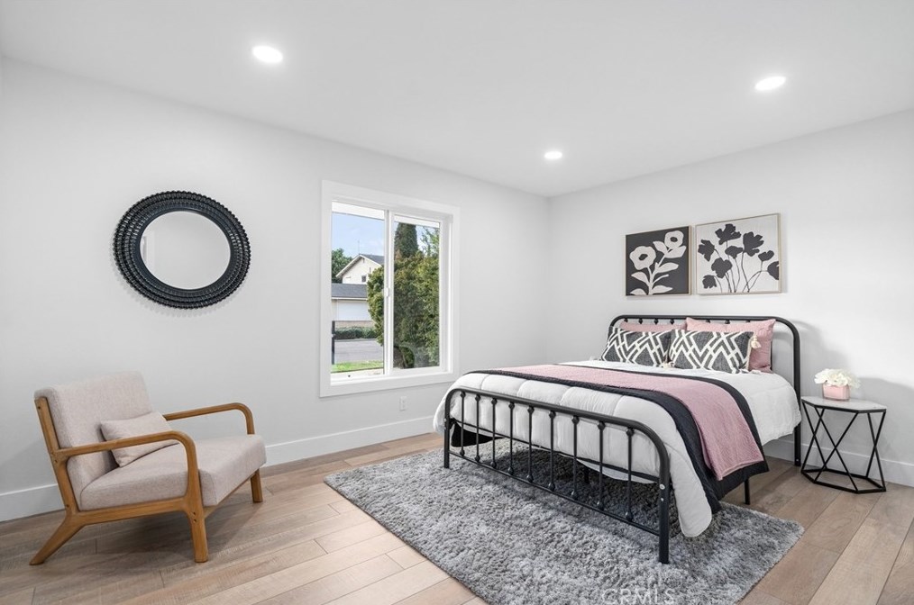 13692 Rosalind Dr, Tustin CA  92780-1925 exterior