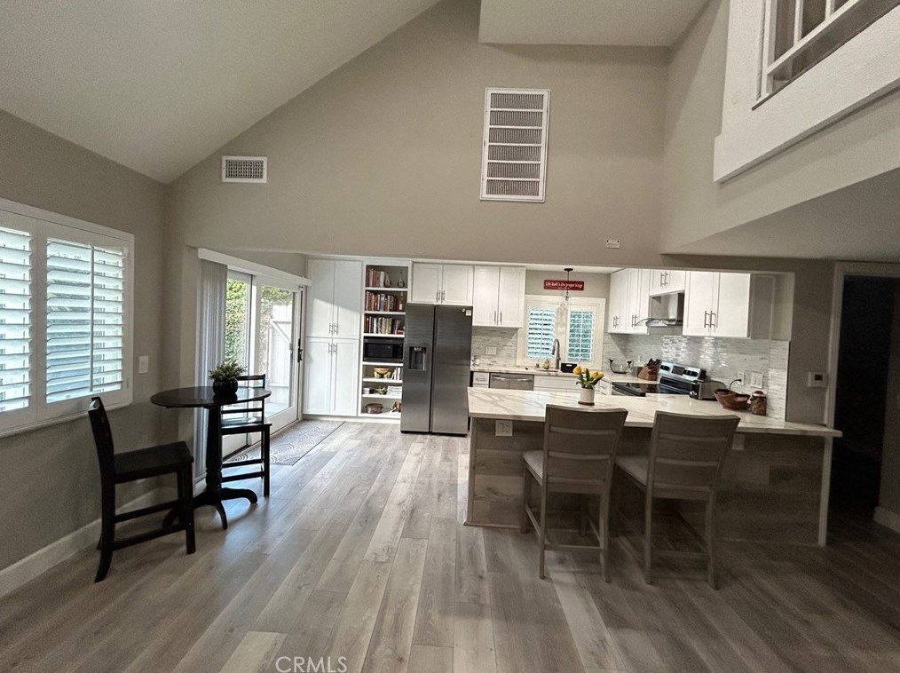 2805 Gingerwood Cir, Fullerton CA  92835-2343 exterior