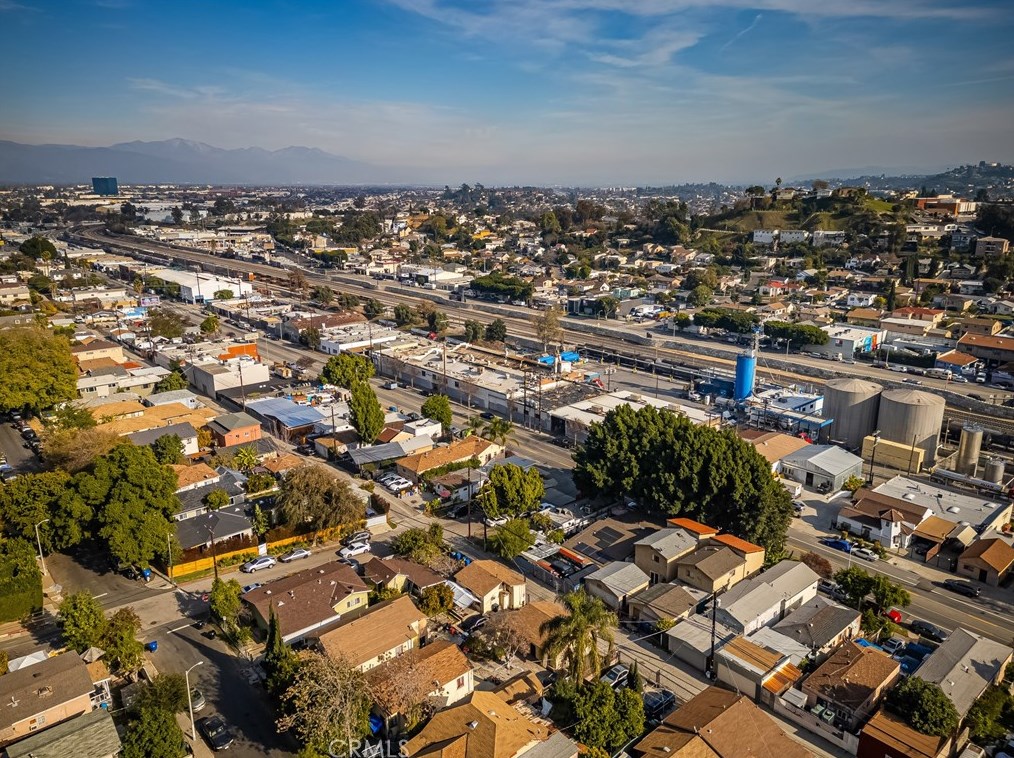5102 Ithaca Ave, Los Angeles CA  90032-3353 exterior