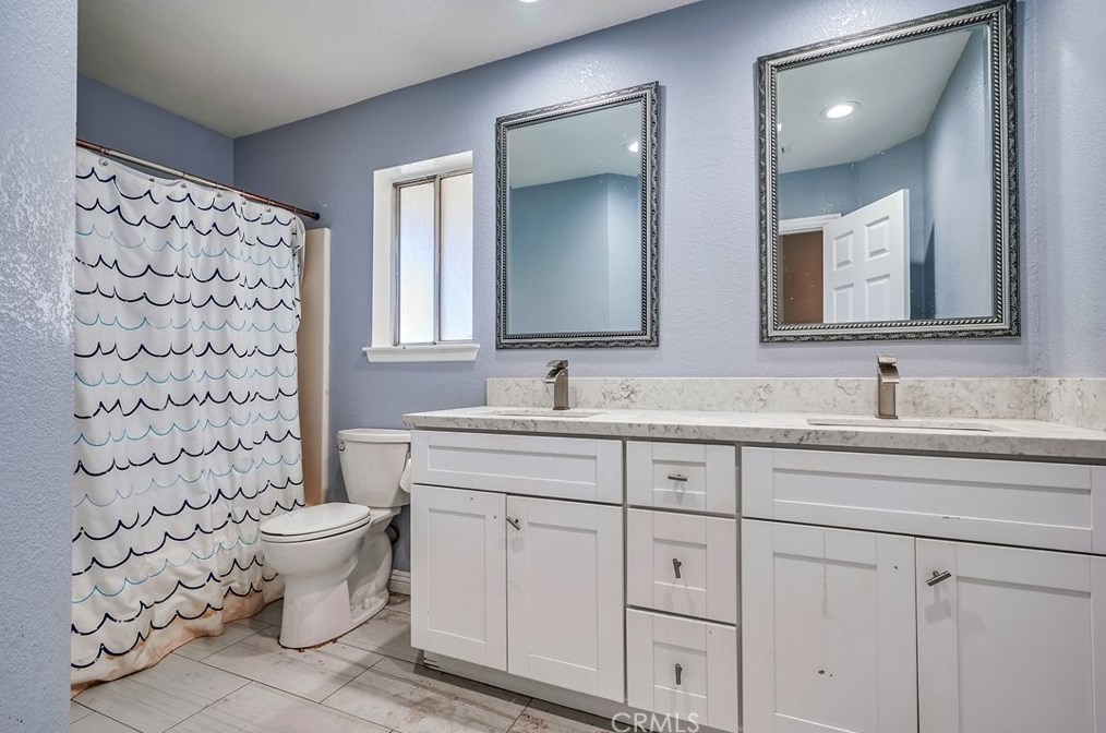 14561 Coalinga Rd, Victorville CA  92392-9617 exterior