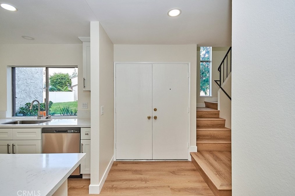 1406 Devonshire Ln, La Habra CA  90631-7468 exterior