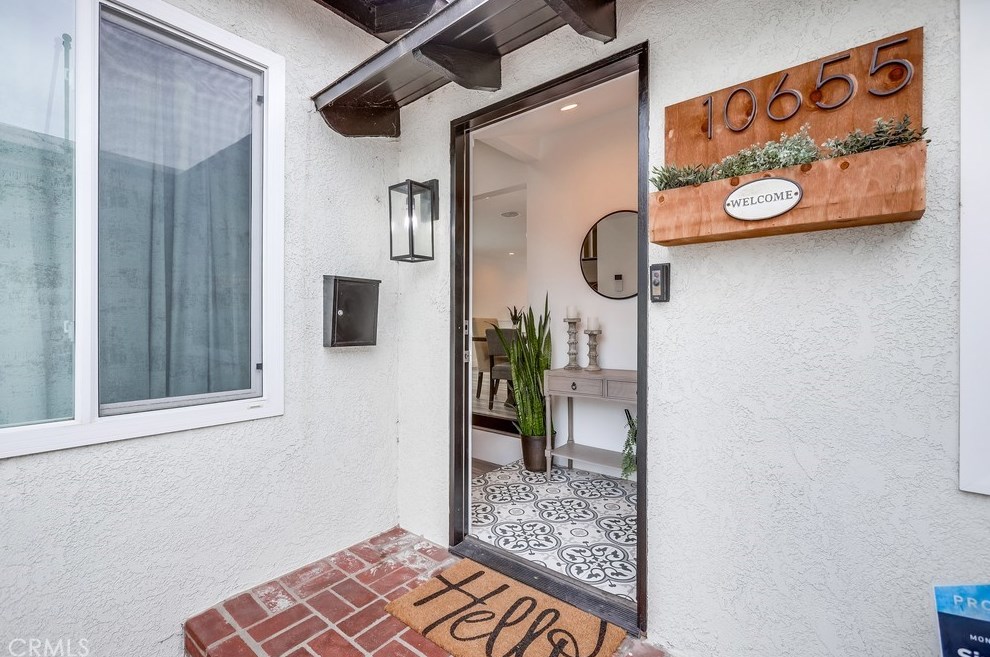 10655 Lowden St, Stanton, CA 90680