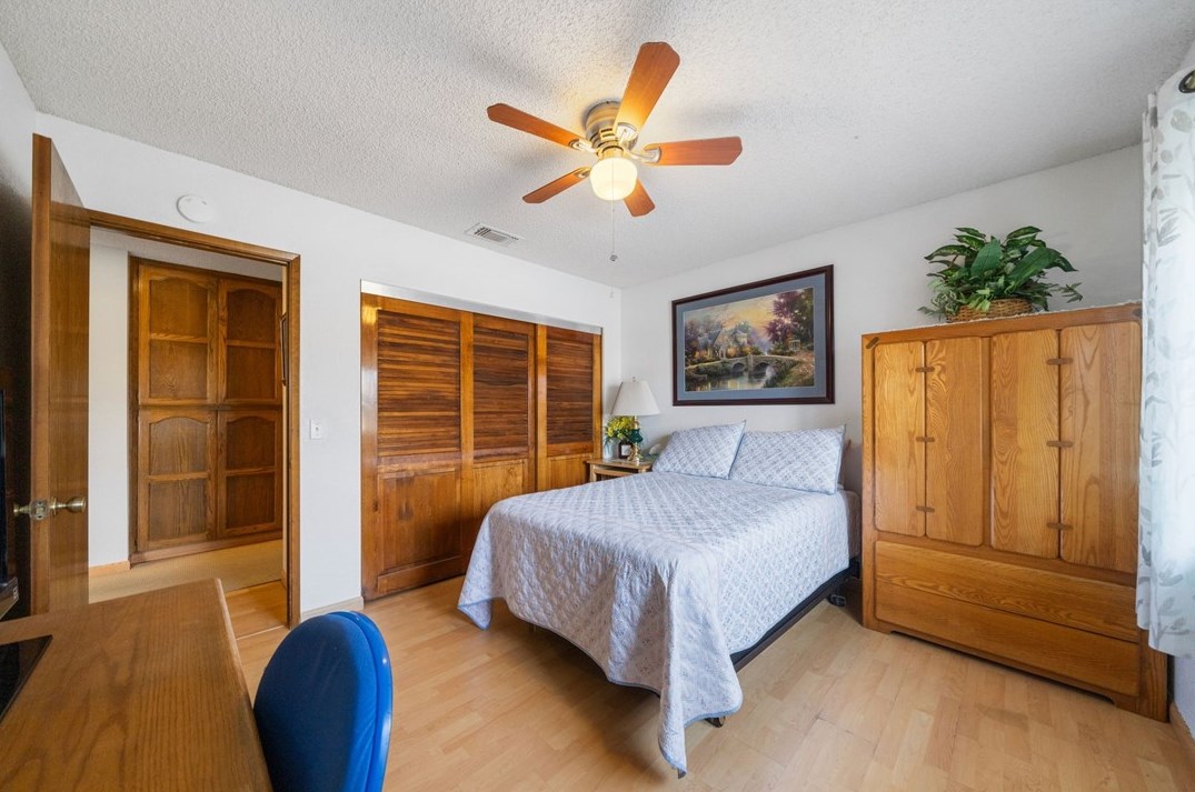 19823 Shoshonee Rd, Apple Valley CA  92307-5554 exterior