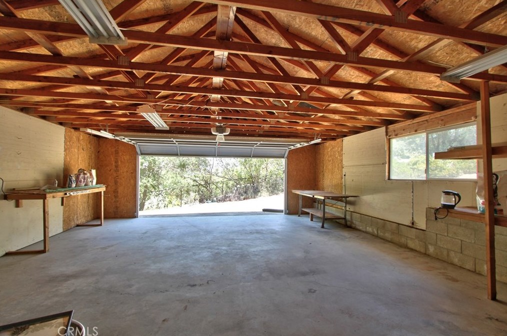 2113 Fallen Leaf Ln, Fallbrook CA  92028-1815 exterior