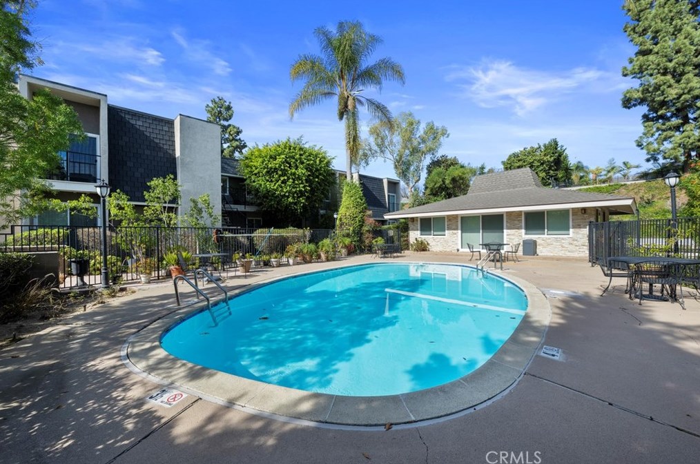 1141 Rosecrans Ave, Fullerton CA  92833-1902 exterior