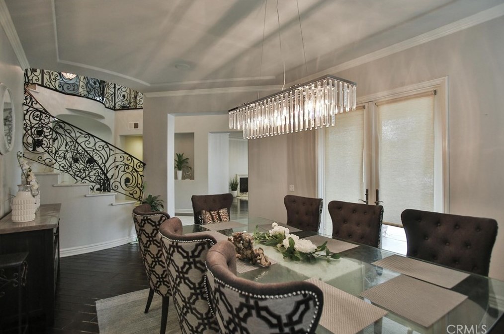 16622 Catalonia Dr, Riverside CA  92504-8701 exterior