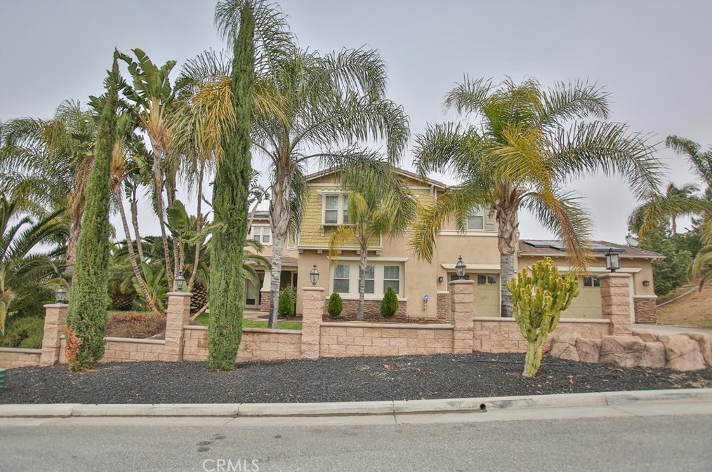16622 Catalonia Dr, Riverside CA  92504-8701 exterior