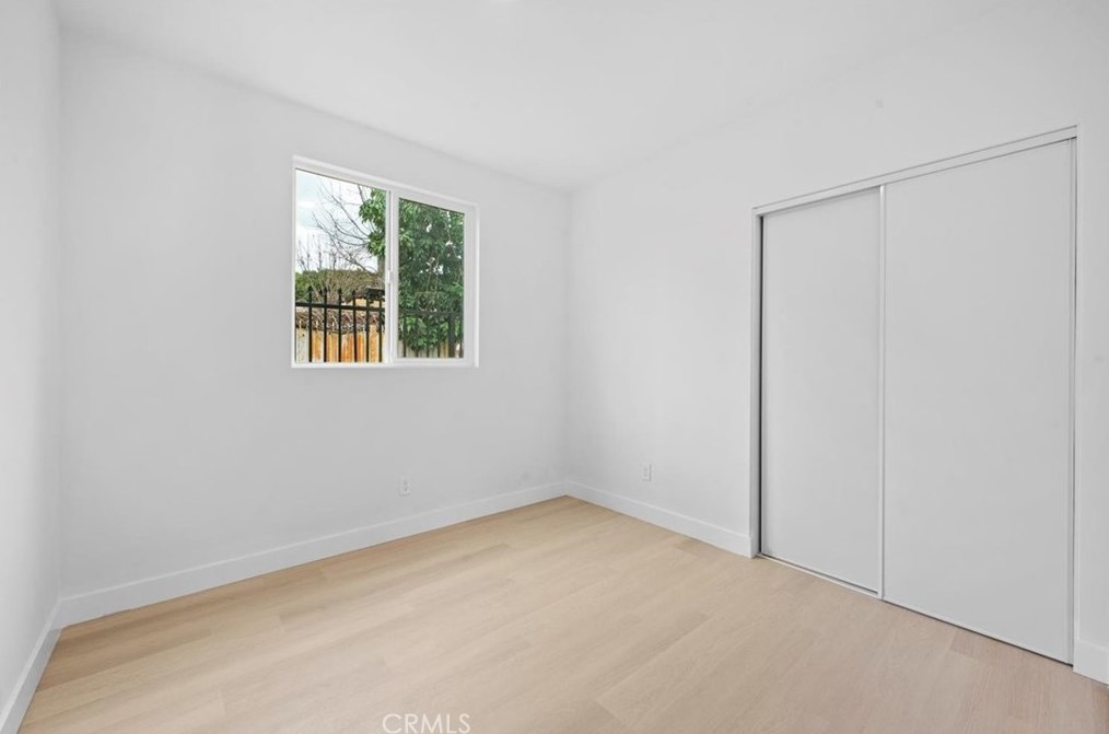 7411 Stanford Ave, Los Angeles CA  90001-2337 exterior