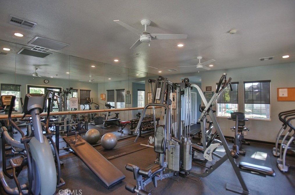 2800 Keller Dr, Tustin CA  92782-1002 exterior