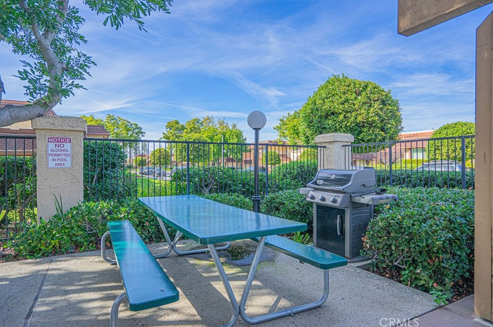 1172 Barston Ave, Covina CA  91724-1824 exterior