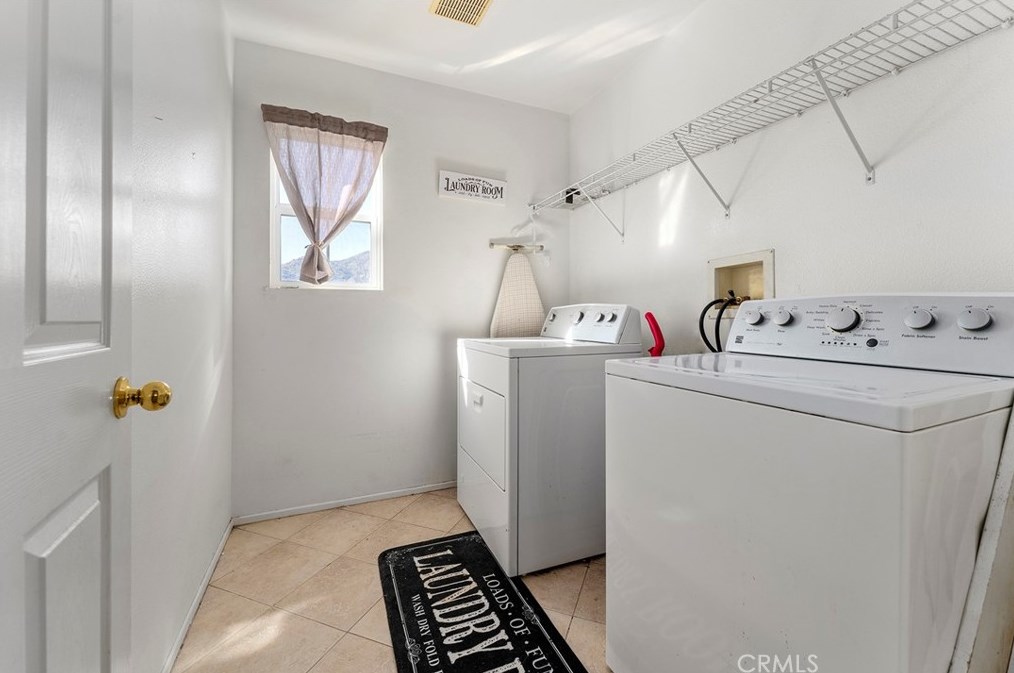 10200 Via Pescadero, Moreno Valley CA  92557-2743 exterior