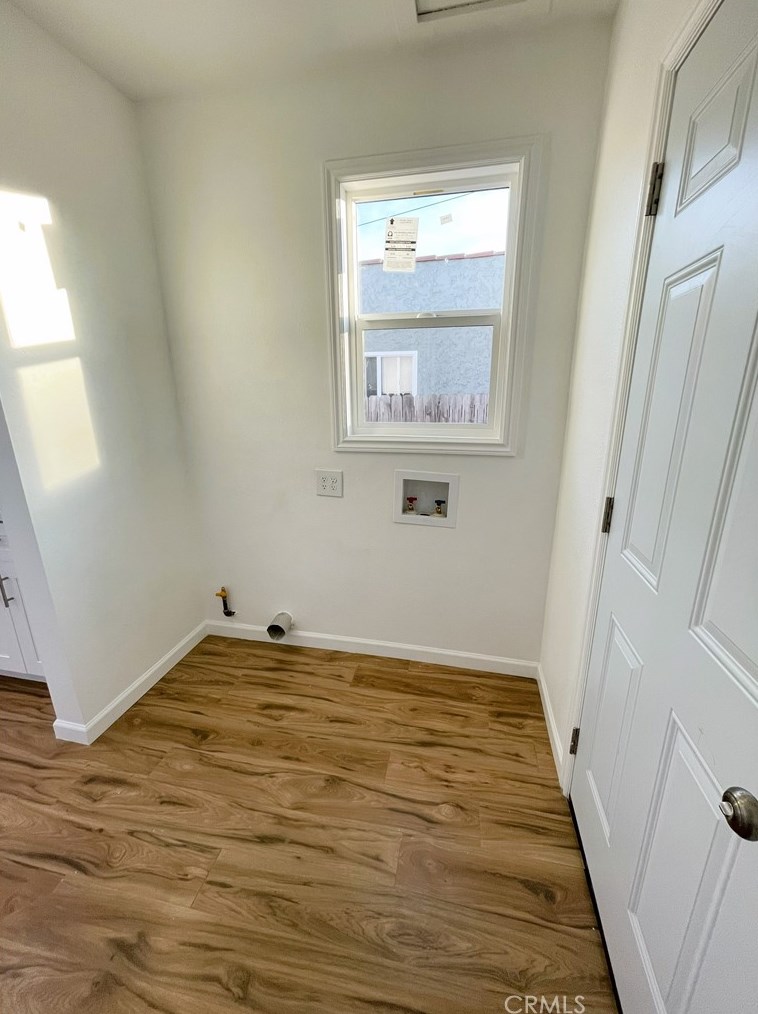 7037 Cimarron St, Los Angeles CA  90047-1632 exterior