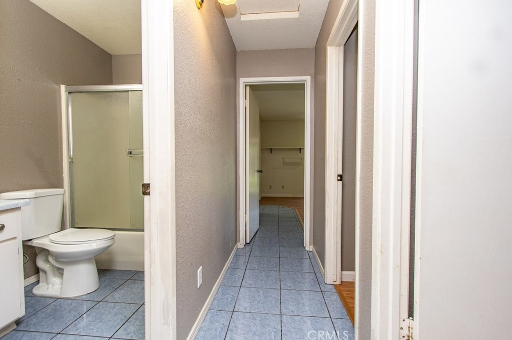 719 Almond Glen Ave, Livingston CA  95334-1875 exterior