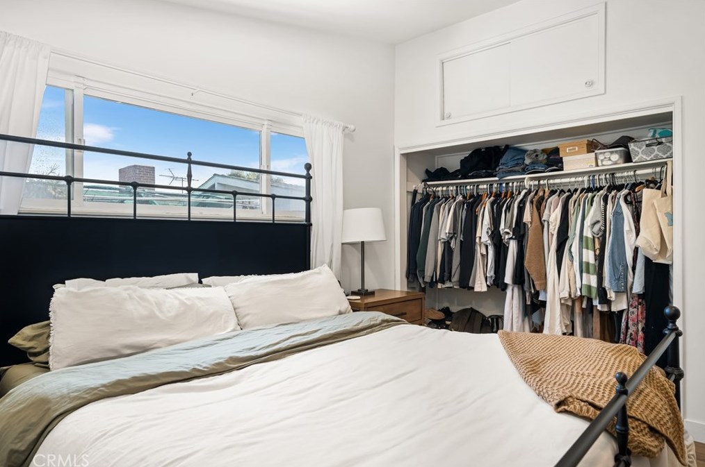 448 Princeton Dr, Costa Mesa CA  92626-6129 exterior