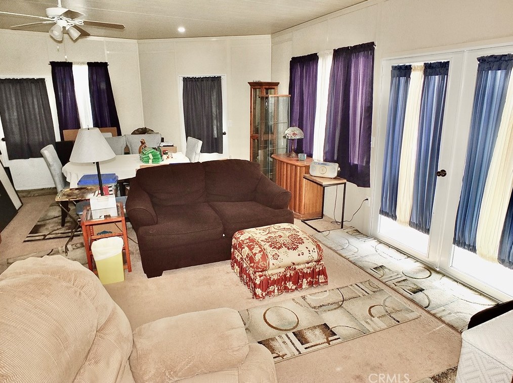 5416 Harvey Way, Long Beach CA  90808-1453 exterior