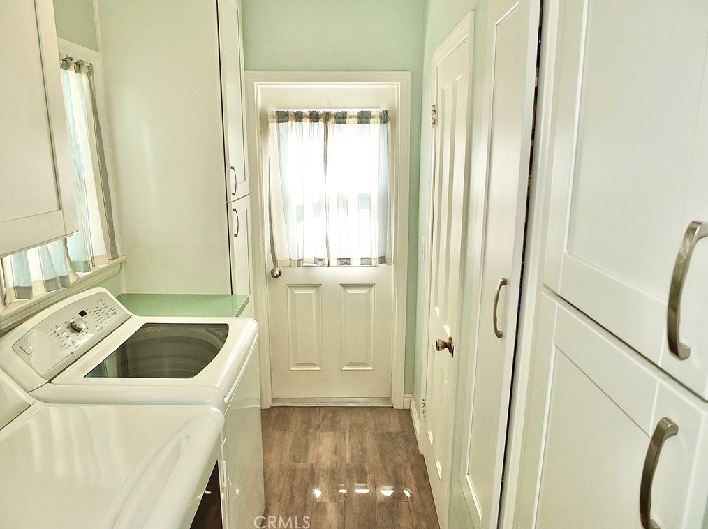 5416 Harvey Way, Long Beach CA  90808-1453 exterior
