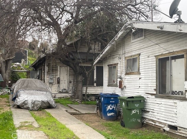304 Lorena St, Los Angeles CA  90063-2833 exterior