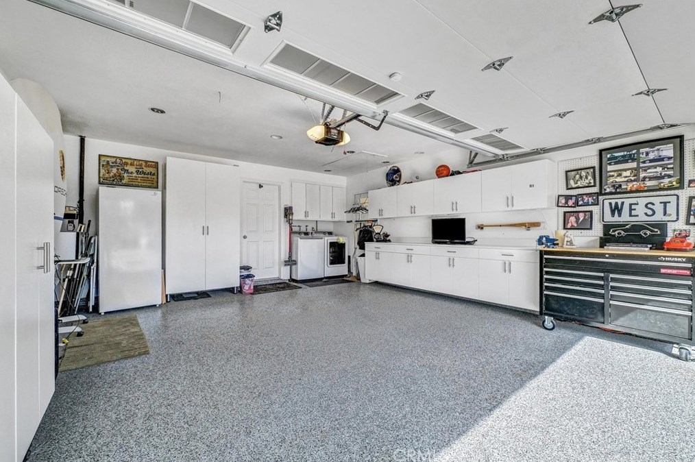 2535 Strong Pl, Anaheim CA  92806-5019 exterior