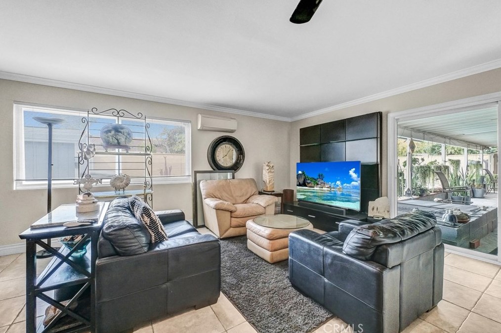 2535 Strong Pl, Anaheim CA  92806-5019 exterior