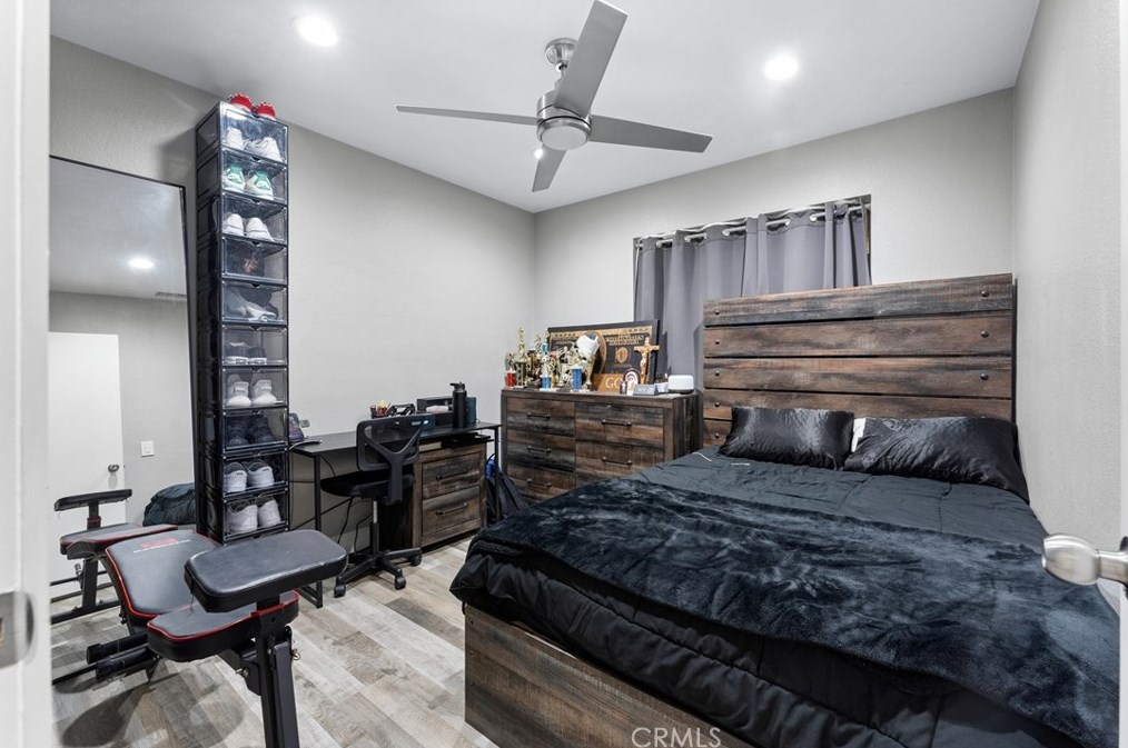 4254 Manx Ct, Riverside CA  92503-3155 exterior