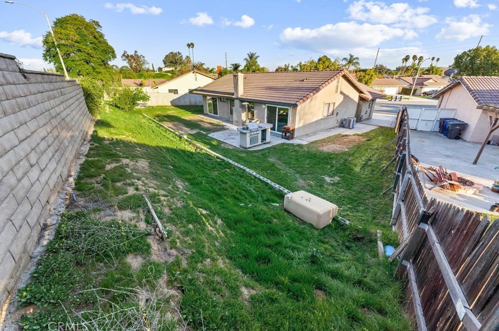 4254 Manx Ct, Riverside CA  92503-3155 exterior