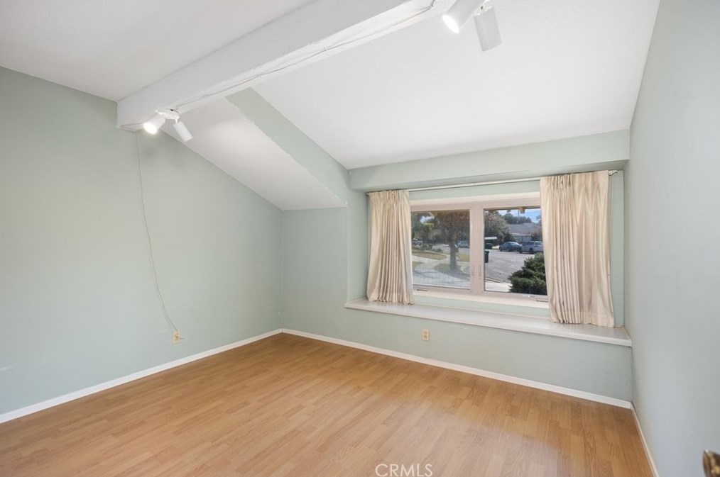 2859 Serang Pl, Costa Mesa CA  92626-4826 exterior