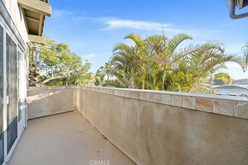 3119 Gibraltar Ave, Costa Mesa CA  92626-2309 exterior